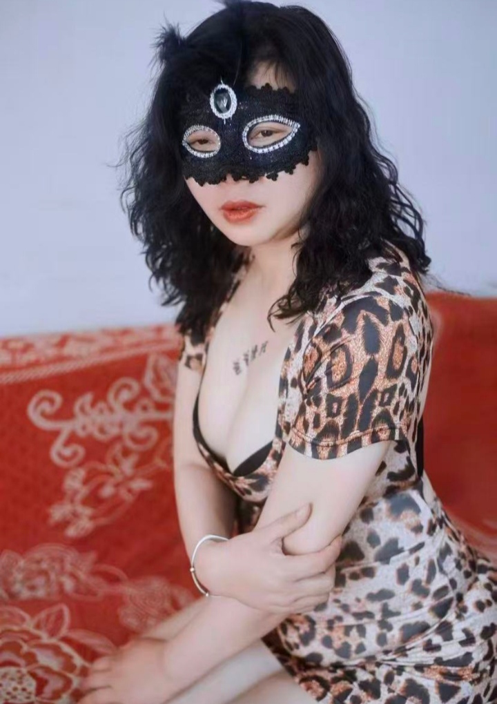 成华豹纹少妇莉莉姐