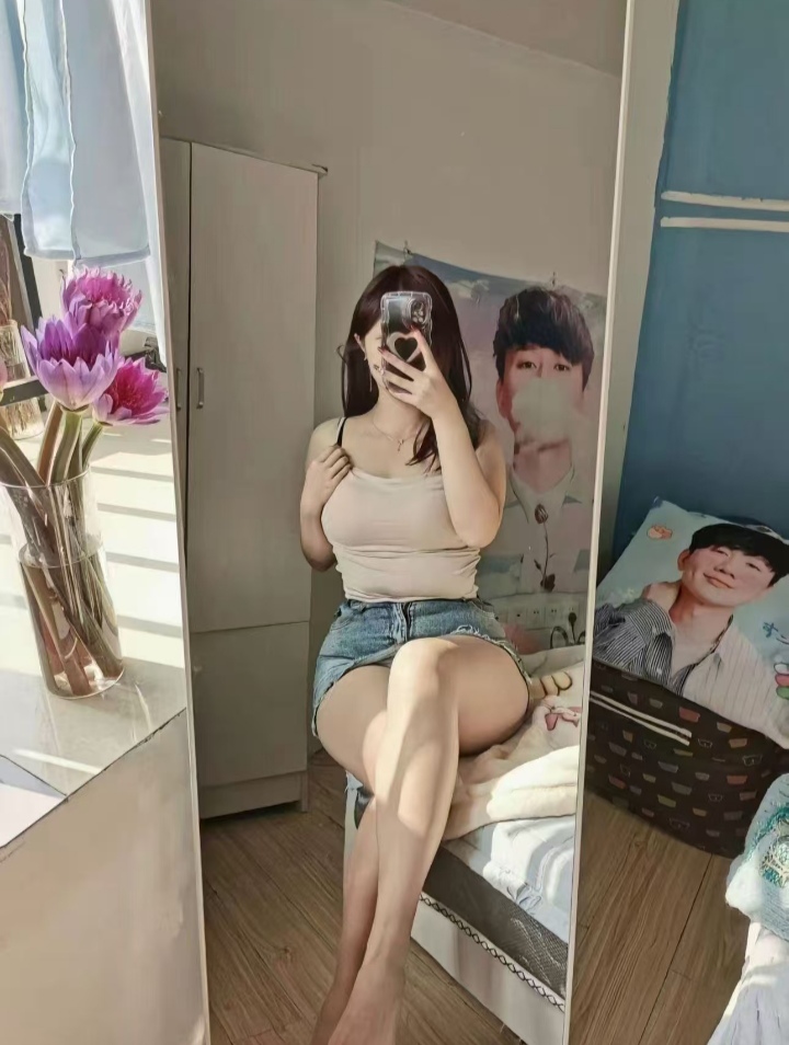 丰润制服美妞小樱桃