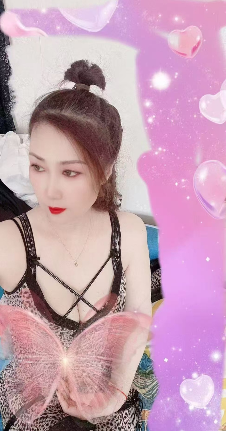 鼓楼主打双飞熟女