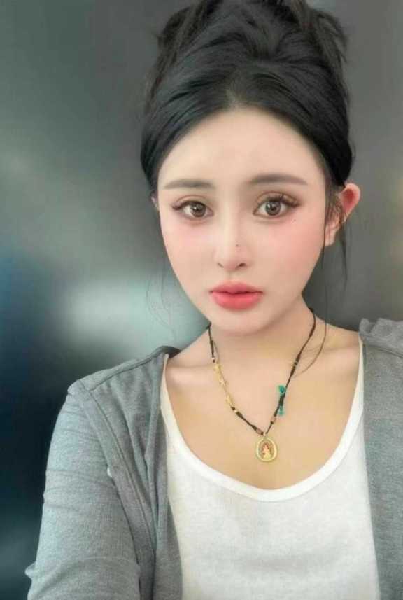 长安性感美女璐璐