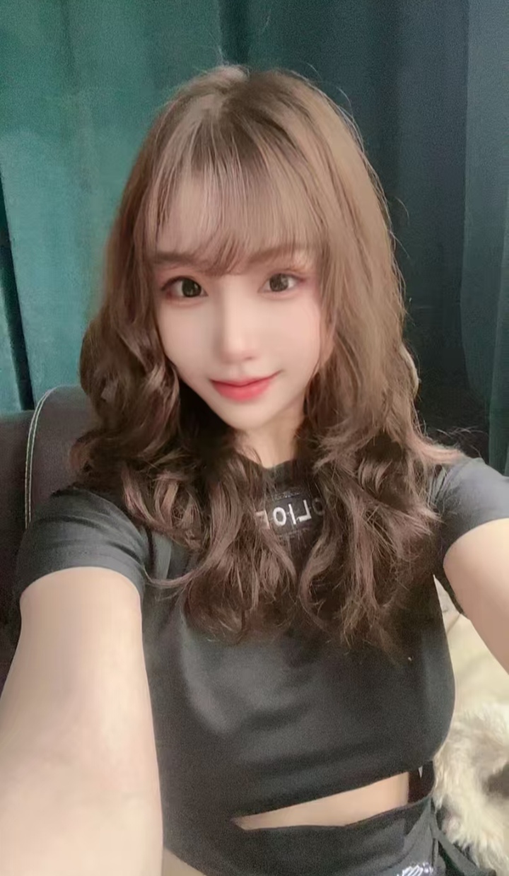 崇川情趣爆乳妹