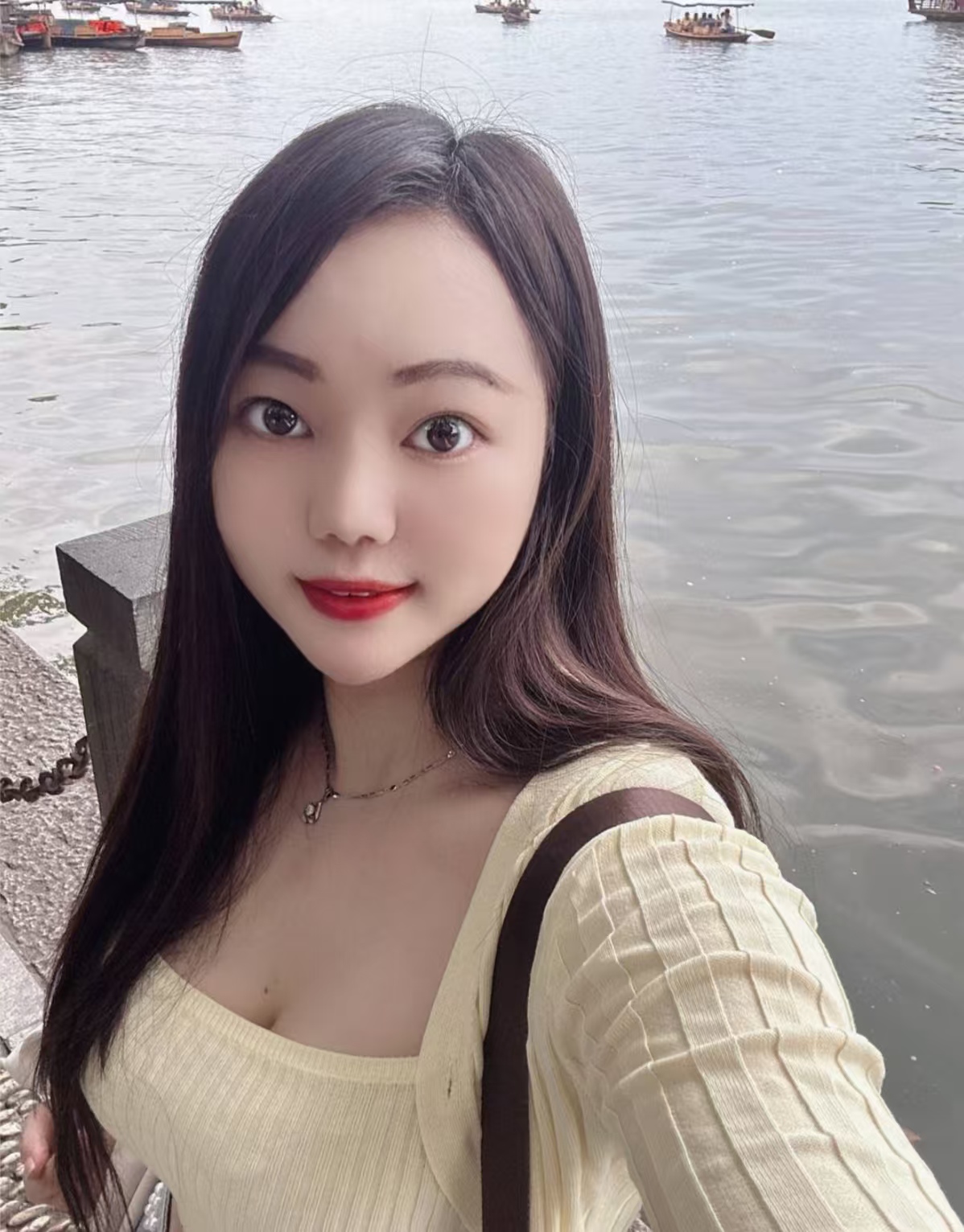 宝安爆乳服务系小雪