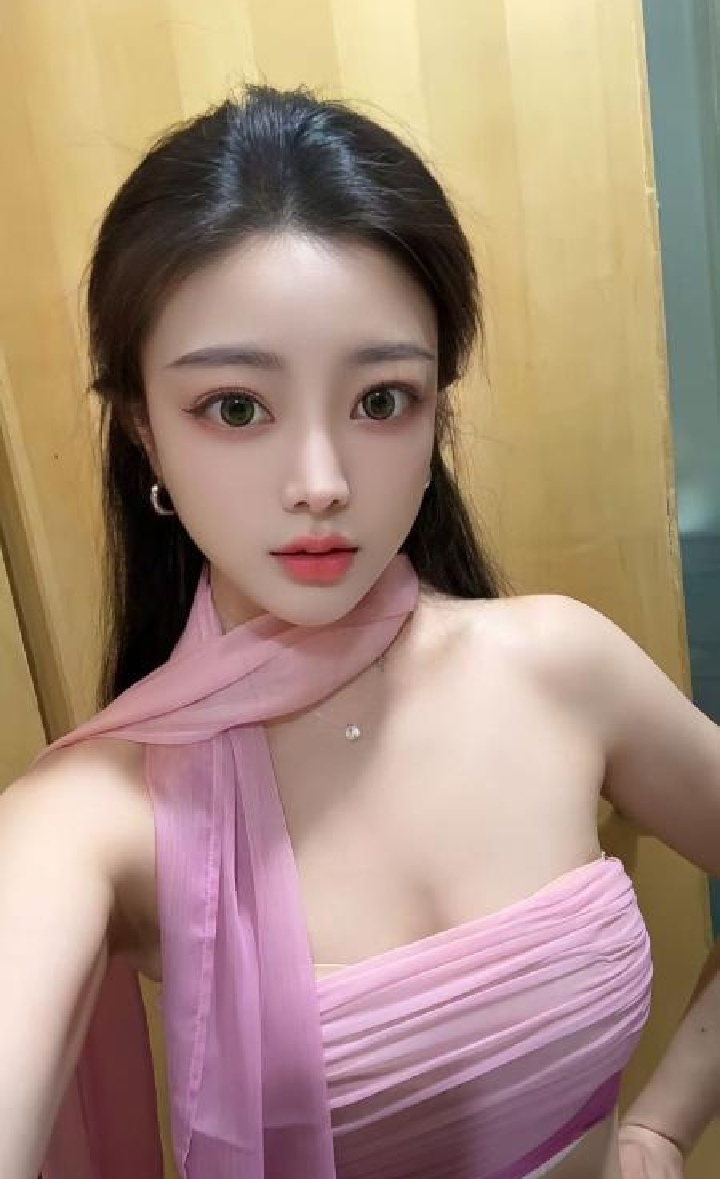 福田大白奶美妞柒柒