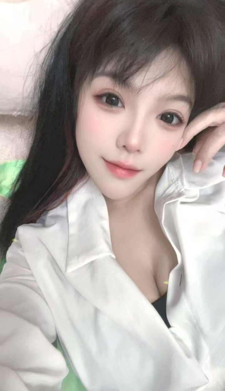 丰满热辣小姐姐幺妹