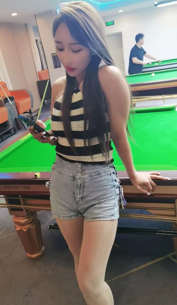 姑苏美腿辣妹婷婷