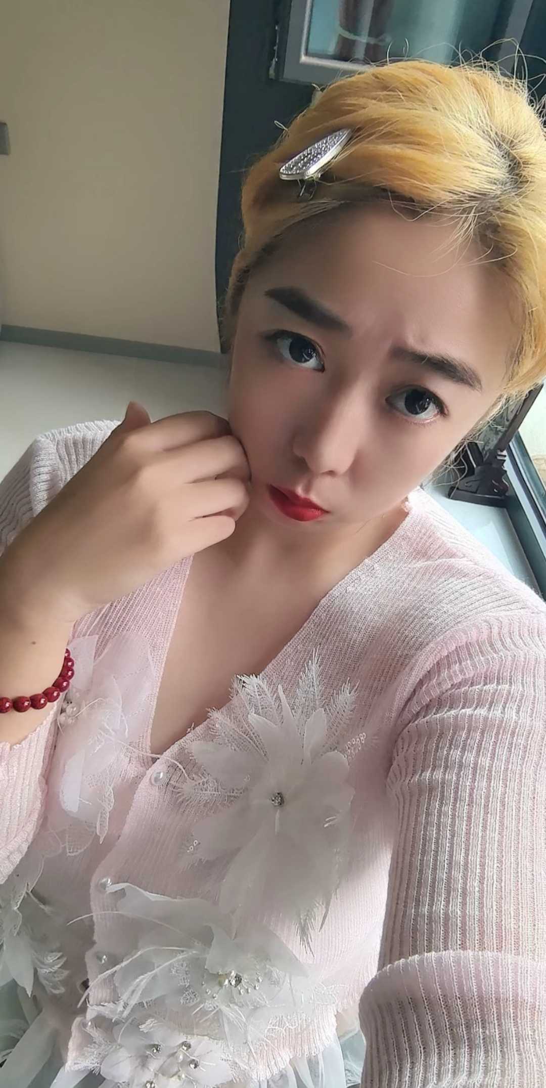 哈尔滨小老妹丹丹