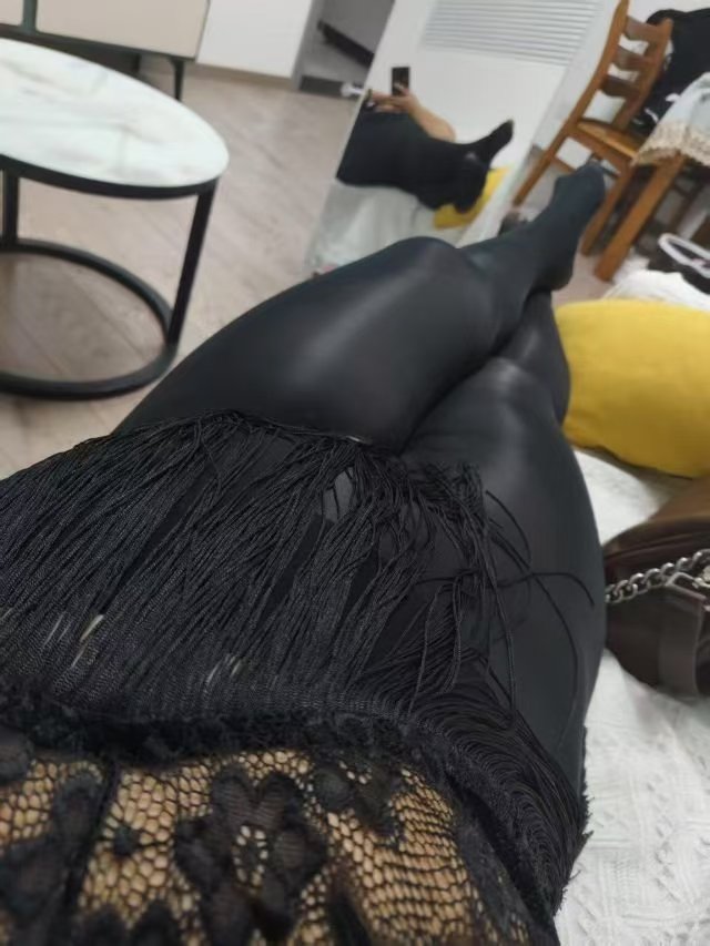 丰满泄火坦克少妇