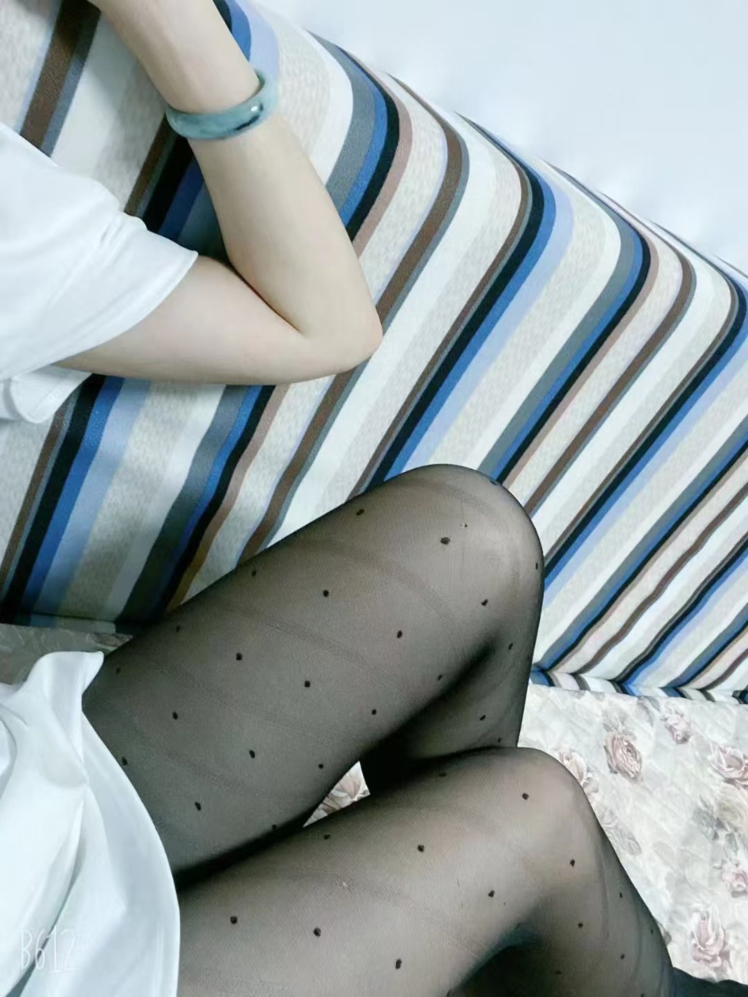 大港惹火辣妹微微