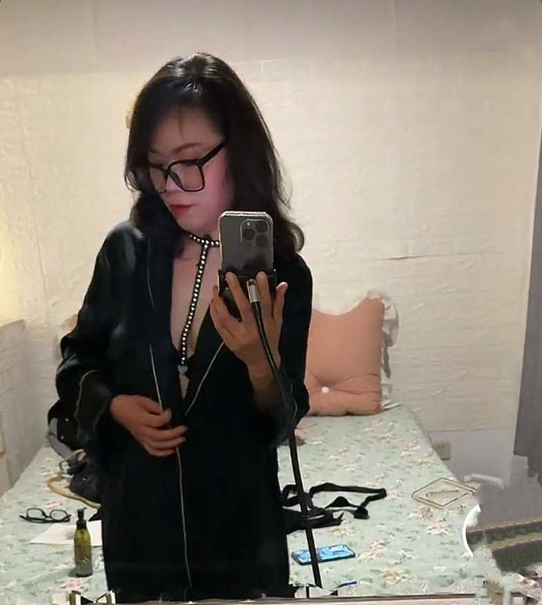 鼓楼风情御姐花花