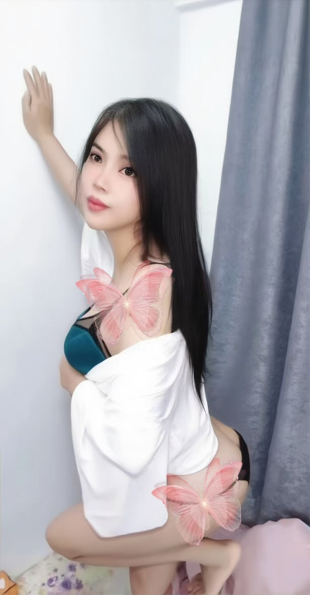 海珠11号线龙潭站g出口 桑拿导师 彤彤