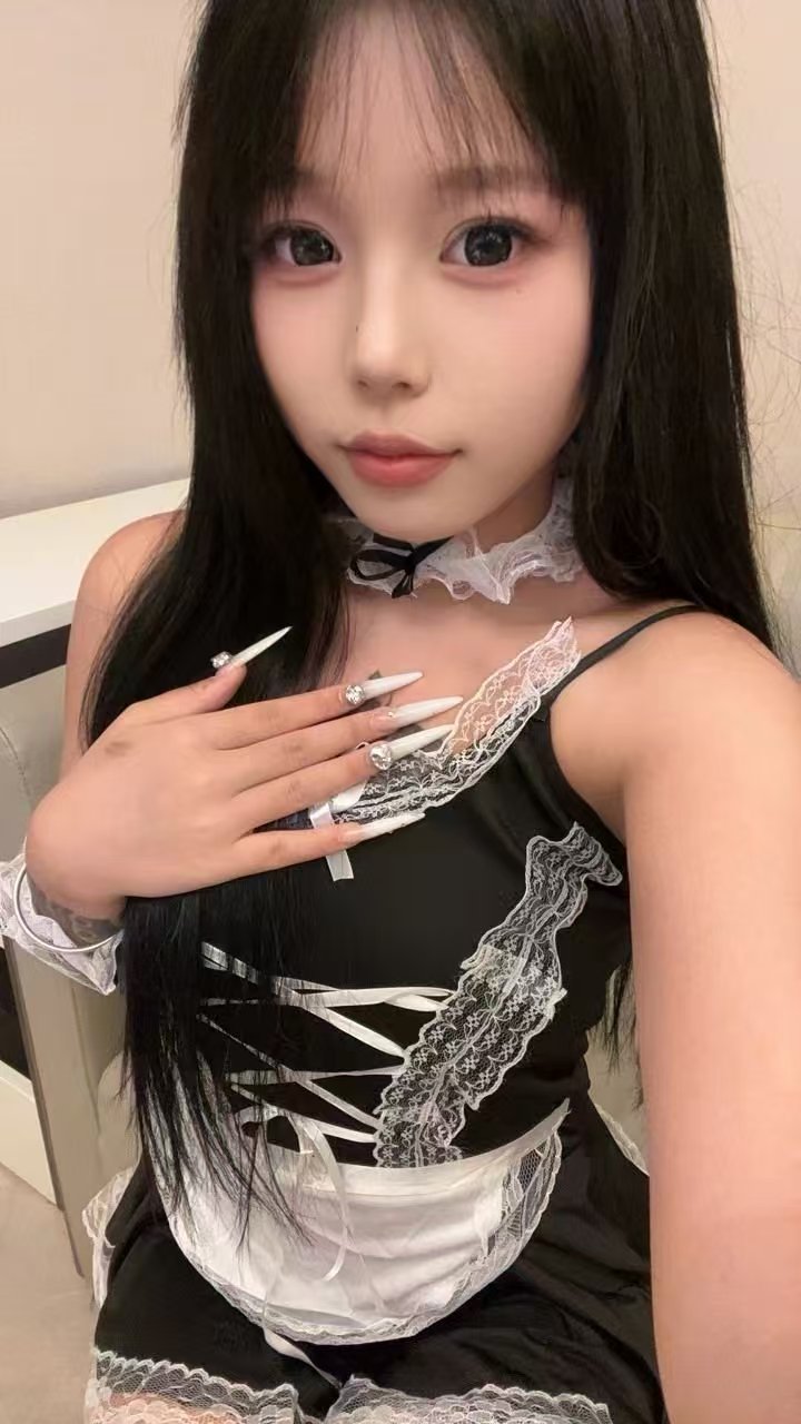 十八岁的嫩妹，你值得拥有