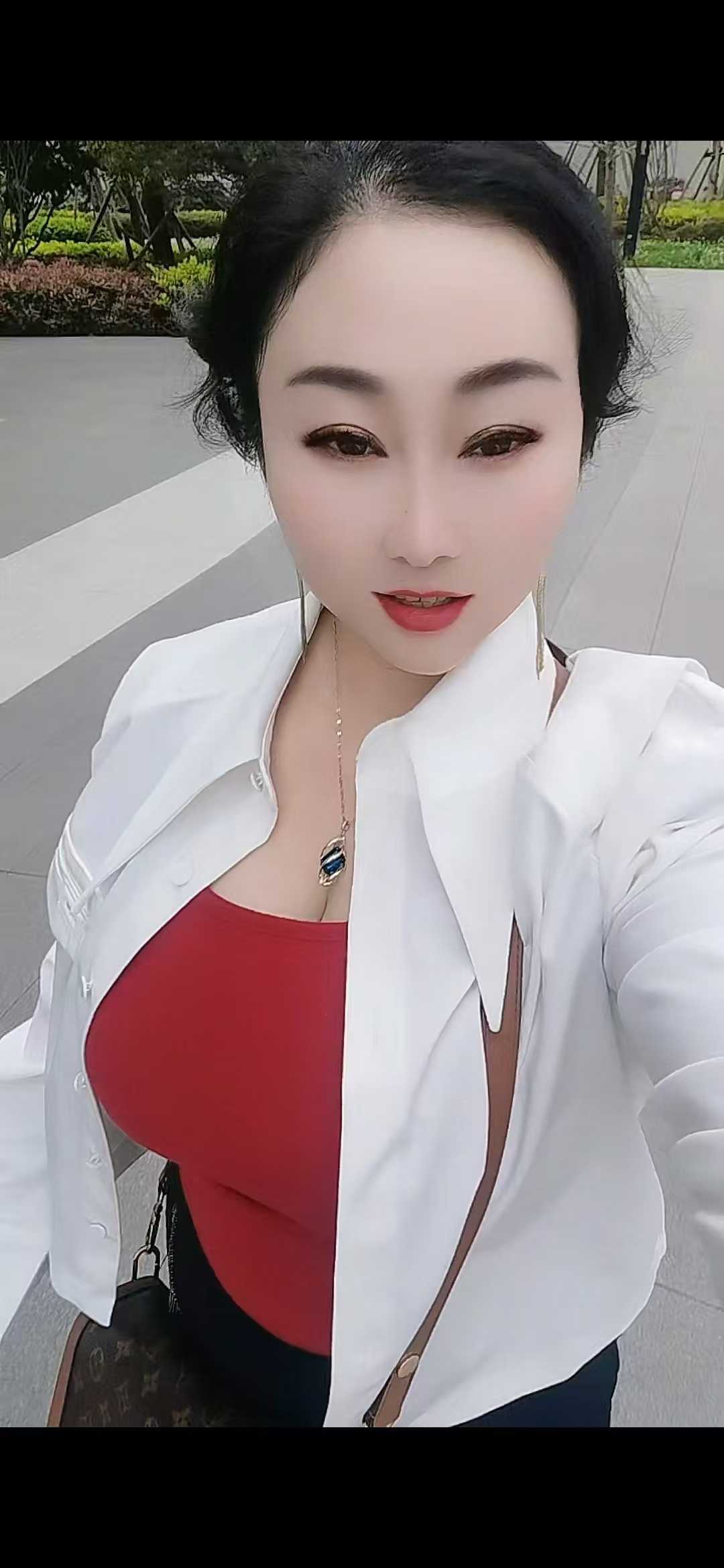 官渡区大奶少妇