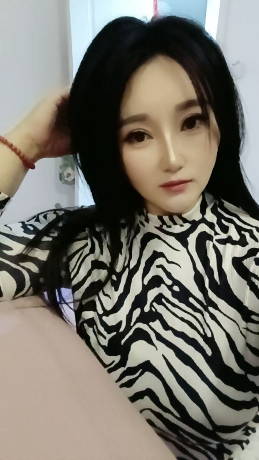 感觉本人比照片还漂亮，不虚此行