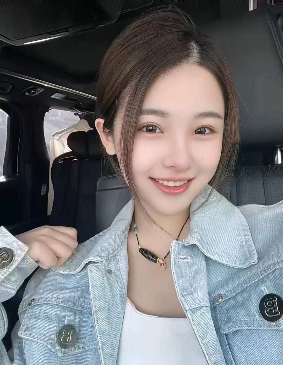 公益桥西宝贝米娜