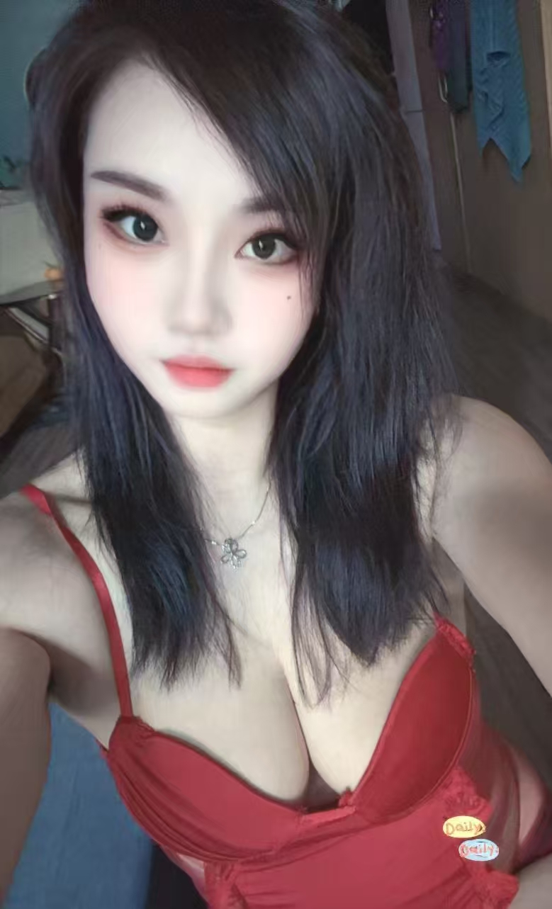 车灯弹力十足，别提多刺激了