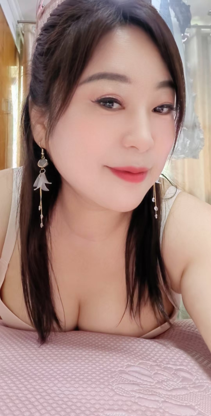 拱墅爆乳辣妈雪儿