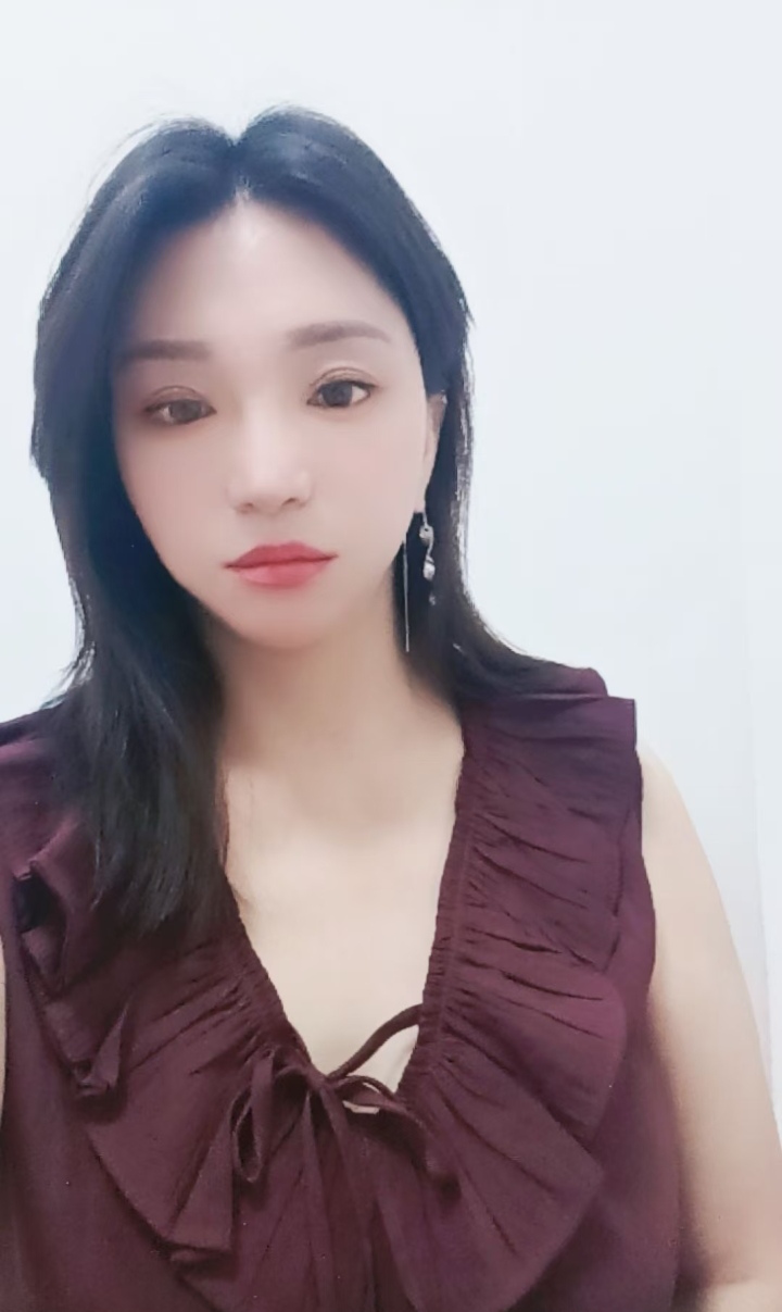 上城纯欲小画老师