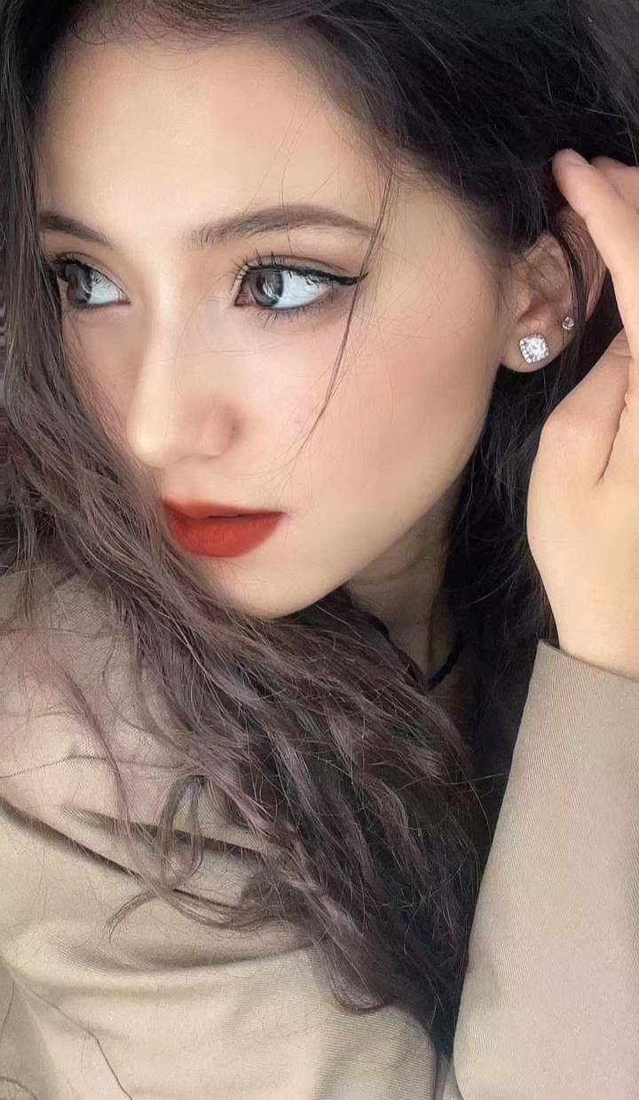 天河丰润魅惑新疆妞