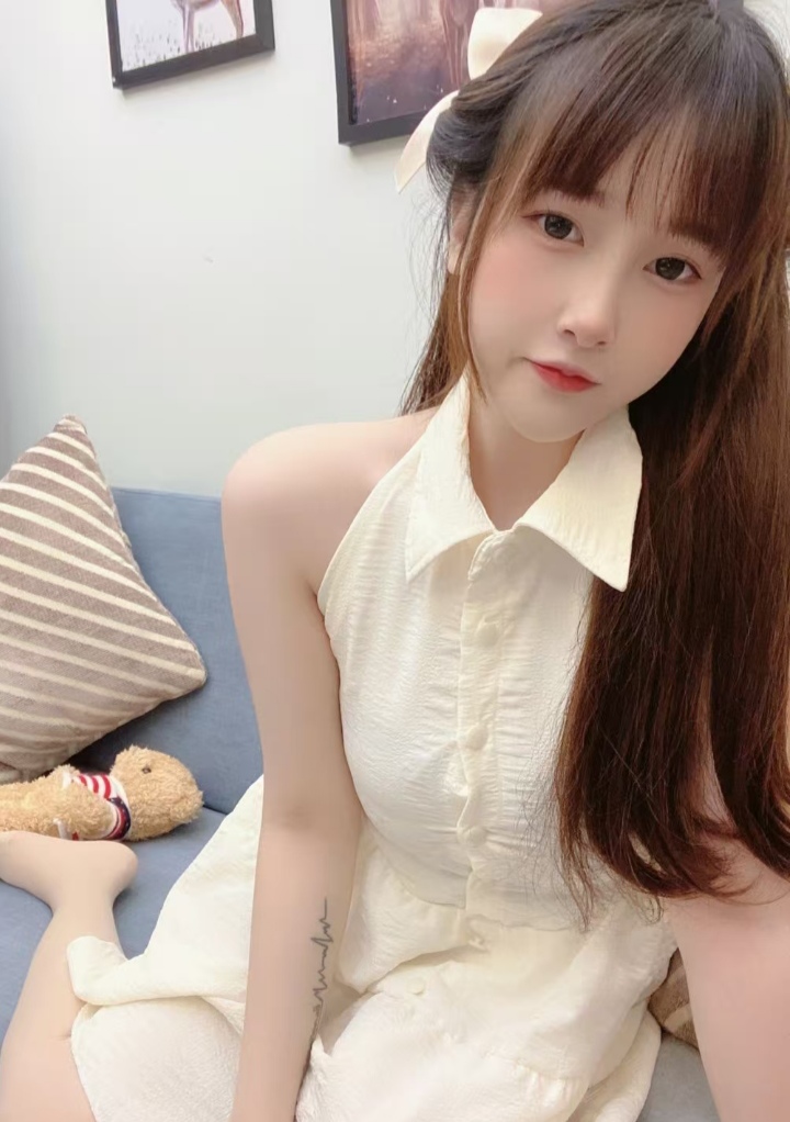 罗湖白嫩甜妹朵薇