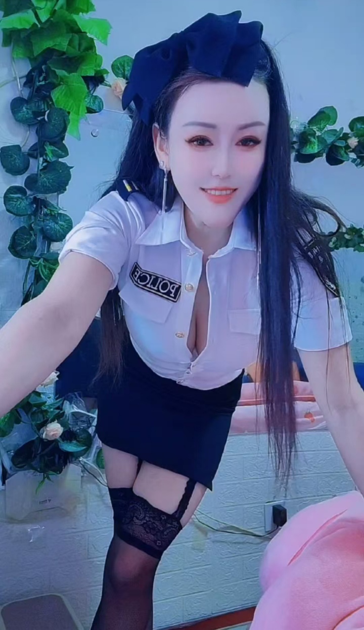 情趣欲女少妇奶猫