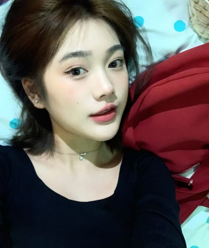 清新白嫩甜妹诗沅