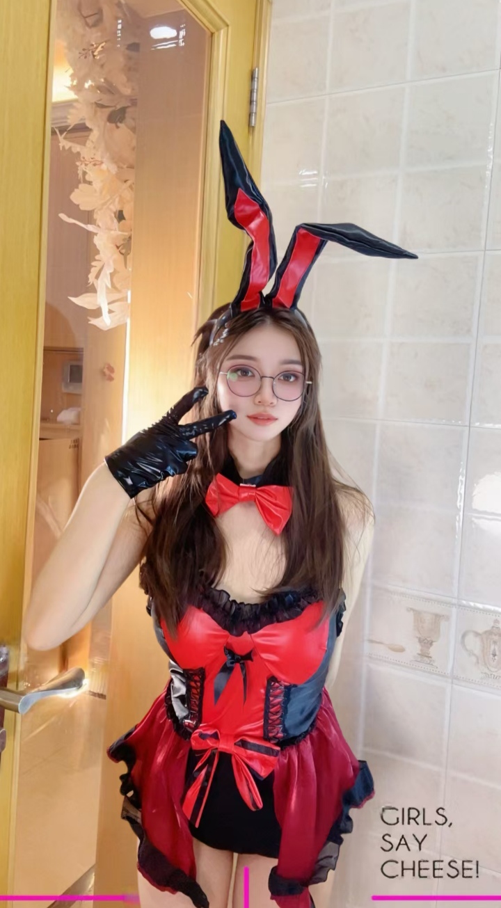 一字马制服嫩妹琴琴