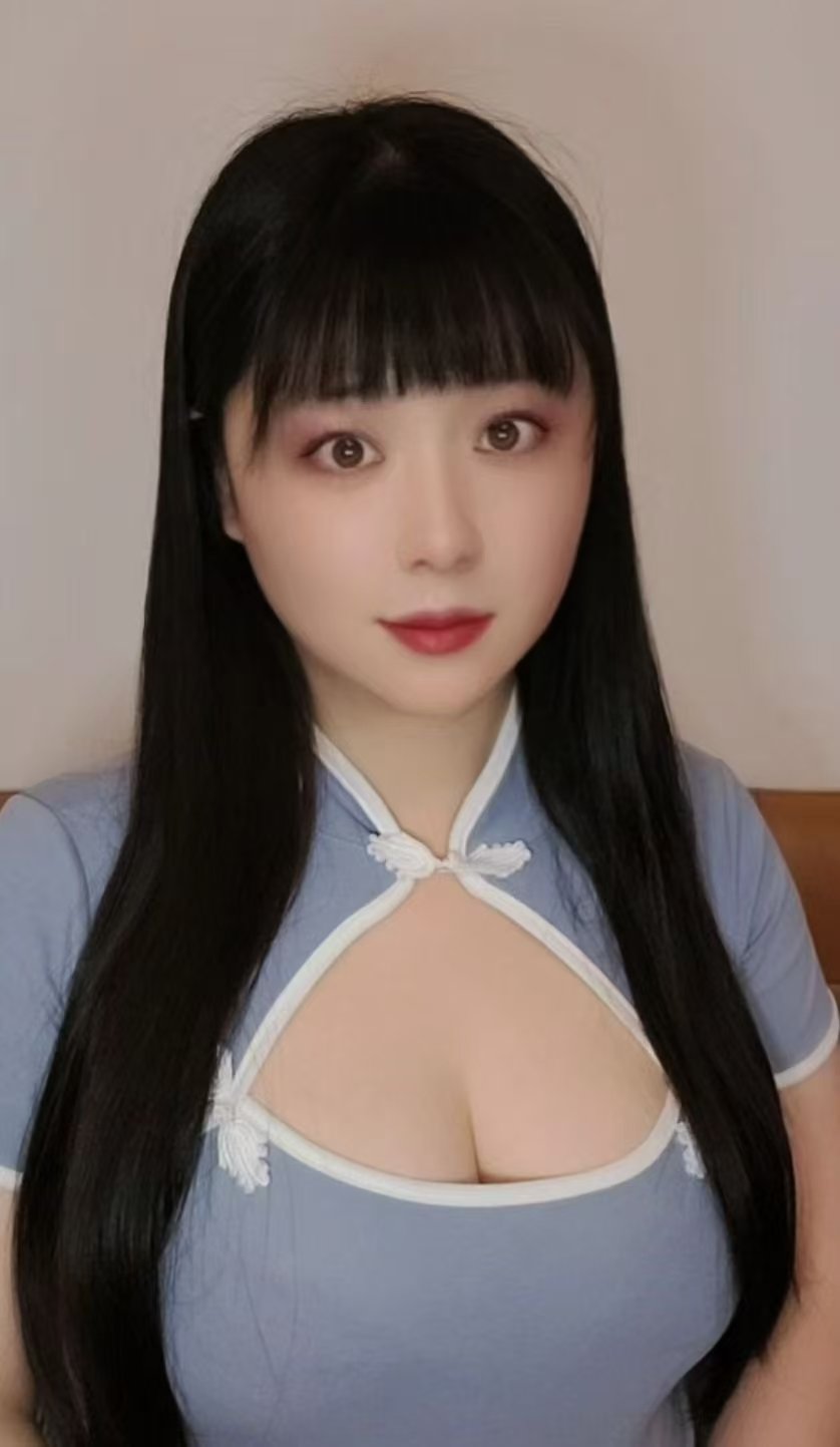 情趣大奶小少妇樱花