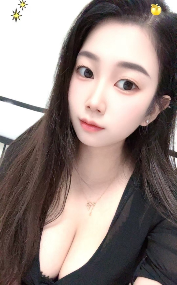 白嫩大白兔辣妹晴晴