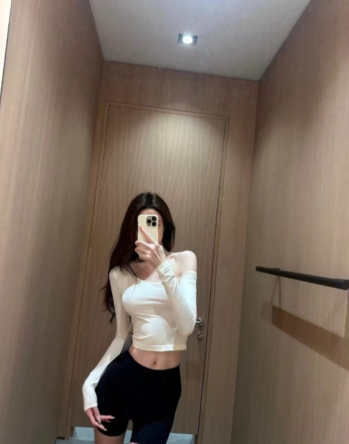 极品身材兼职嫩妹琳琳