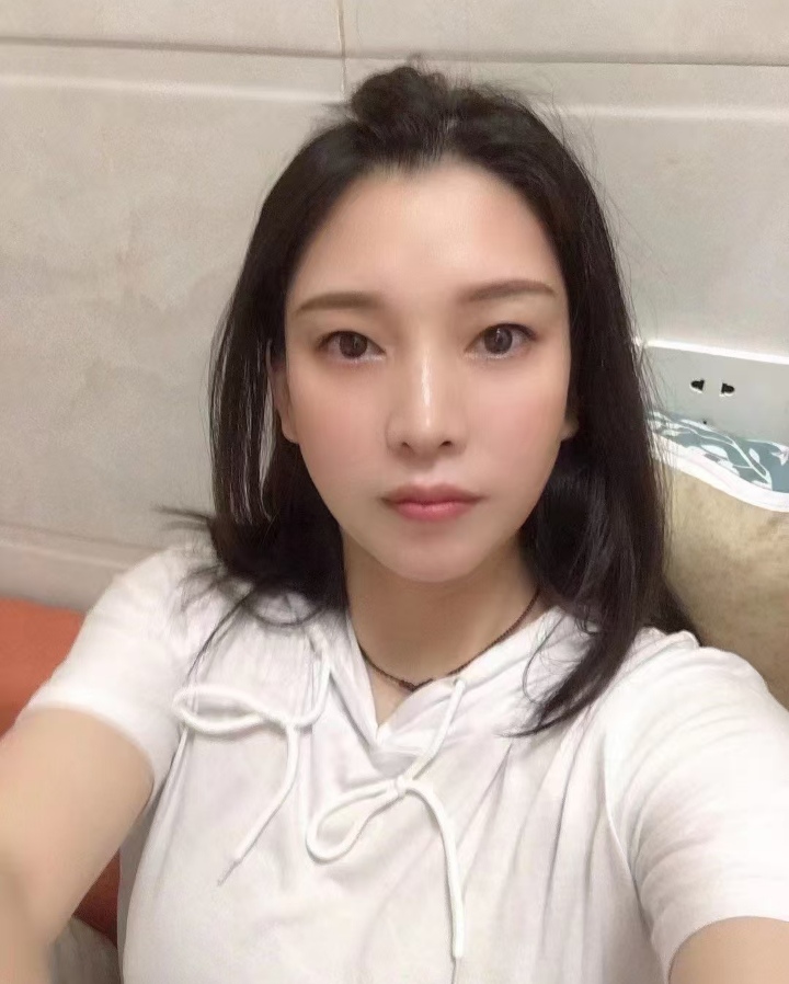 白云服务系小爱老师