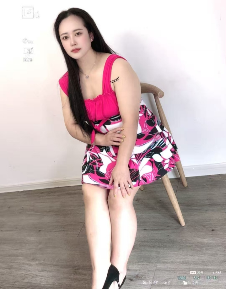 新街口巨乳辣妹桃子