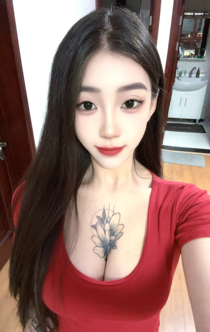 惹火身材尤物娜娜