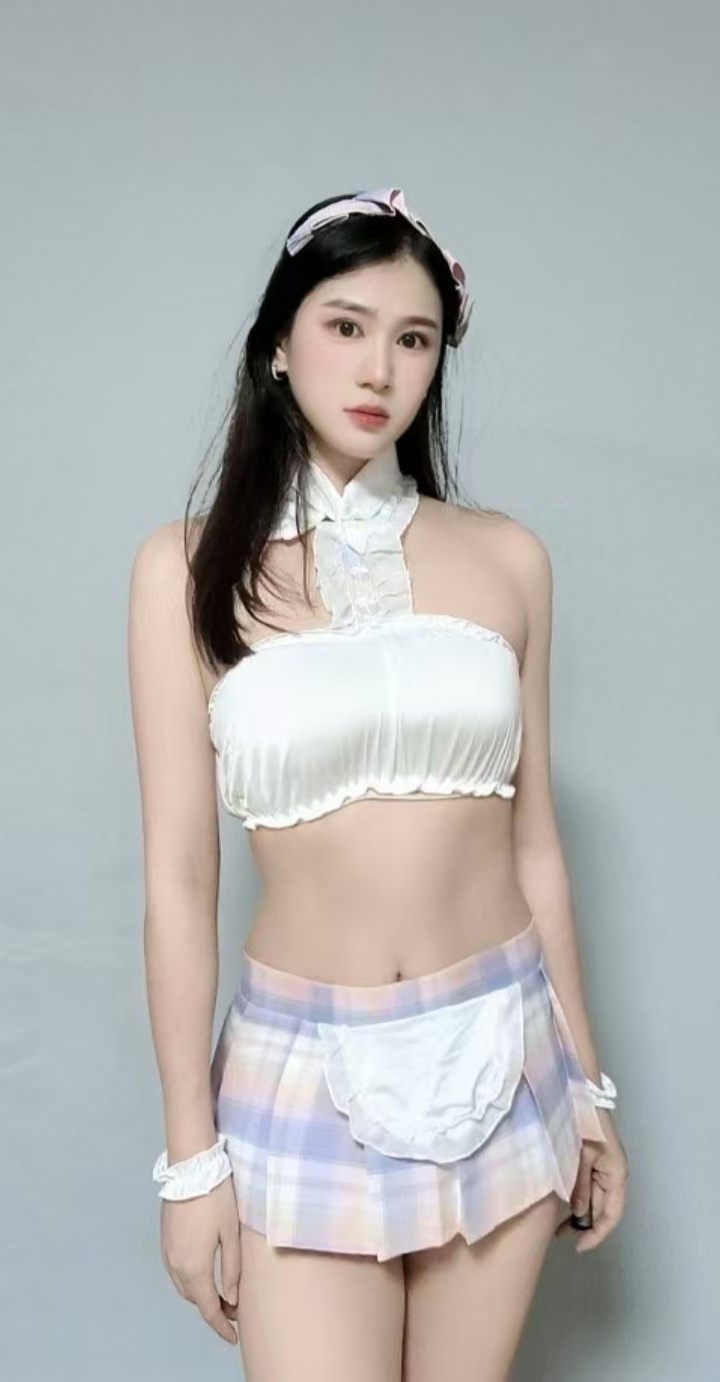 美腿翘臀辣妹彤彤