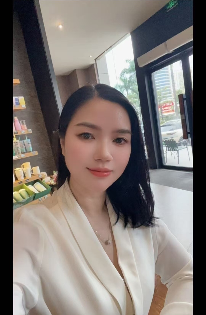 麦地兼职御姐喵喵