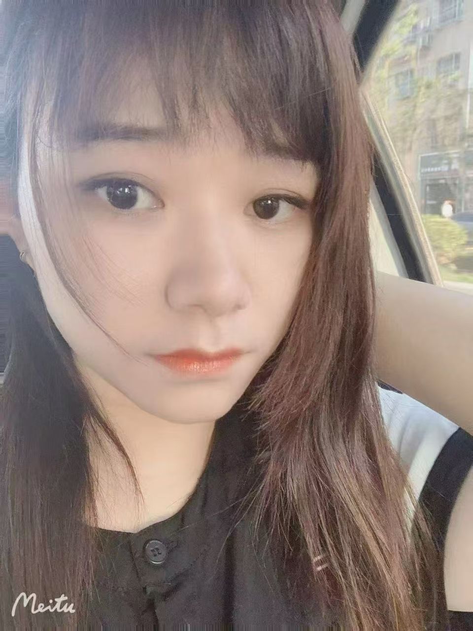 南阳刚开发的粉嫩小妹