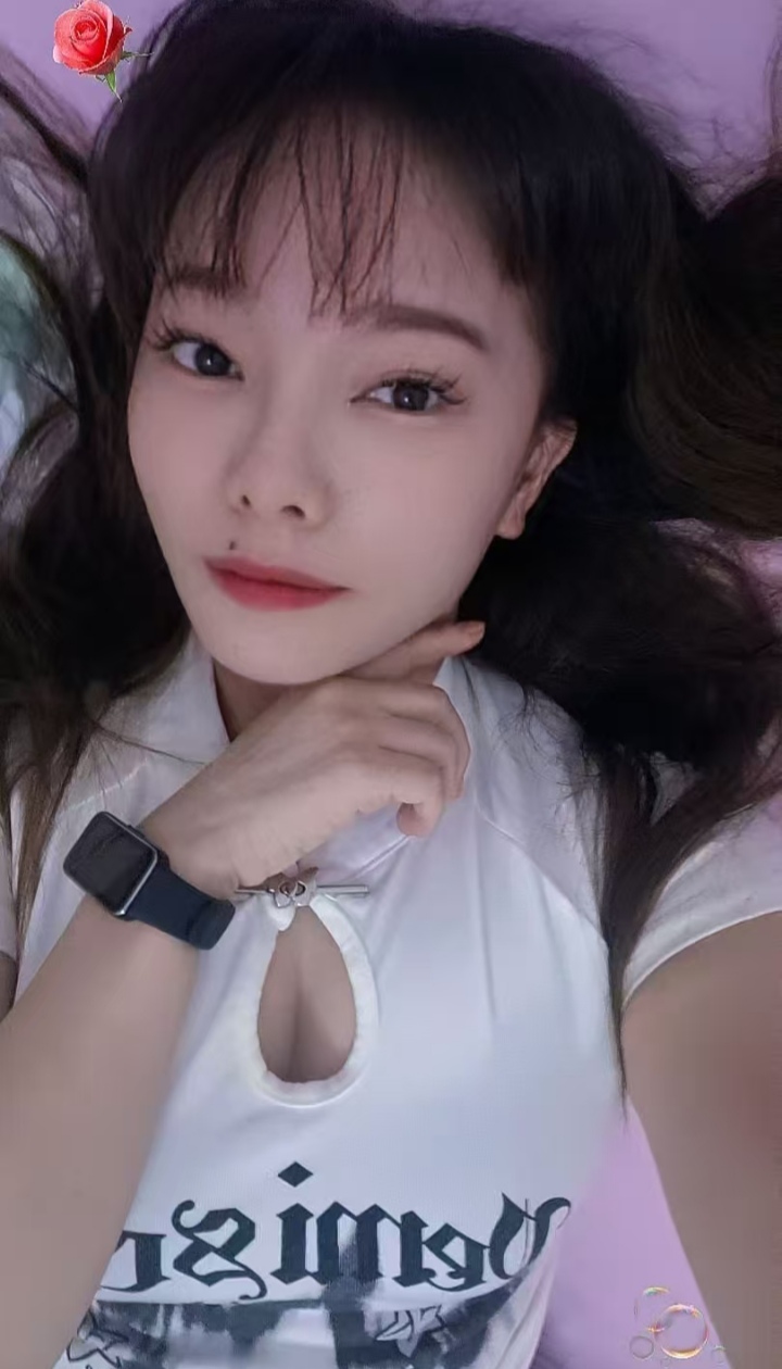 情趣制服少妇小艺