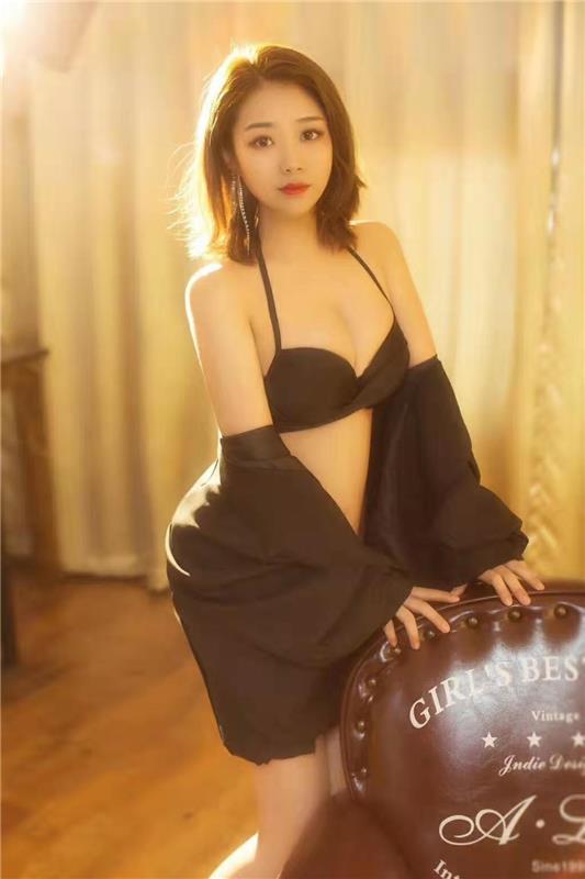 北辰纯欲喷水嫩妹