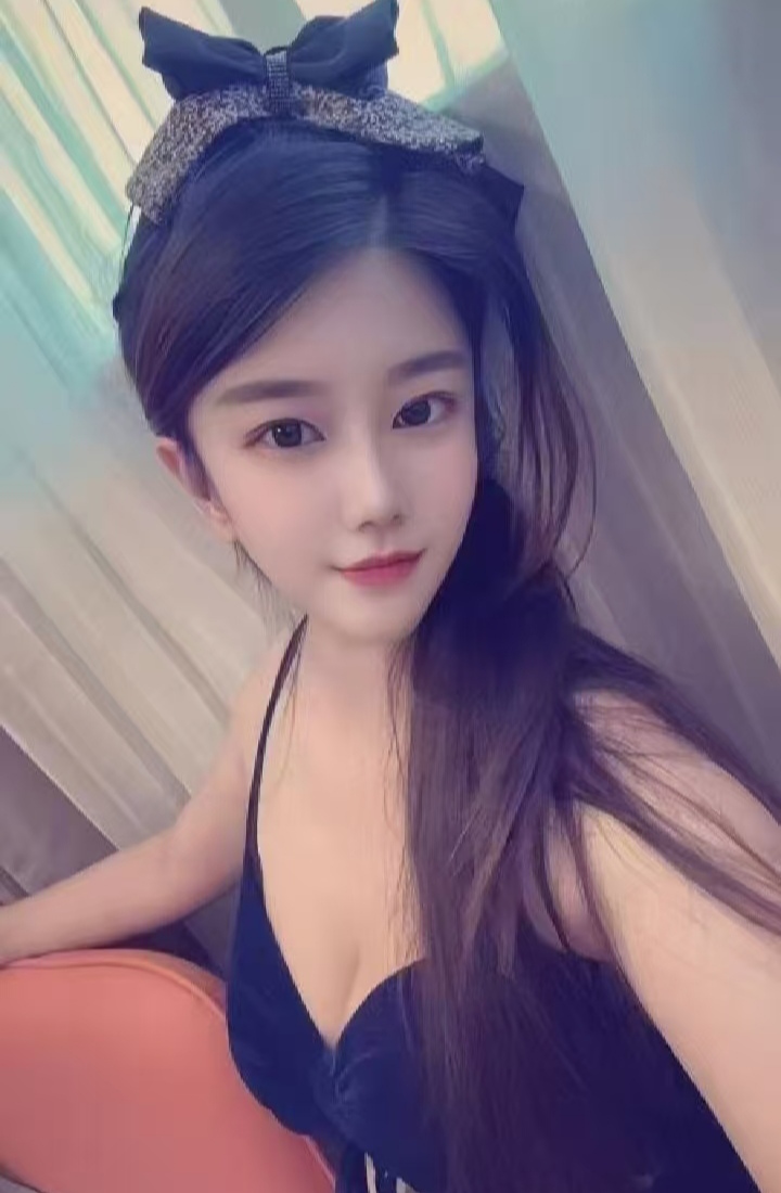 武侯丰润辣妹菲菲