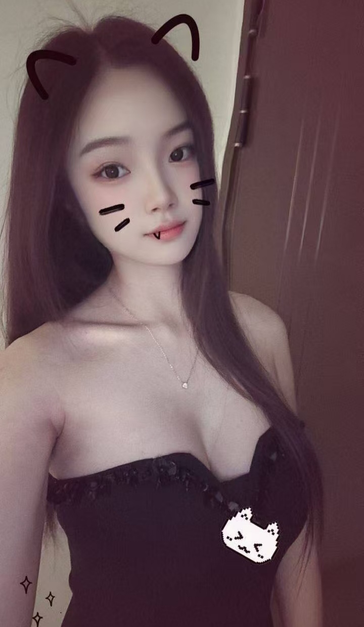 尤物身材辣妹夭夭