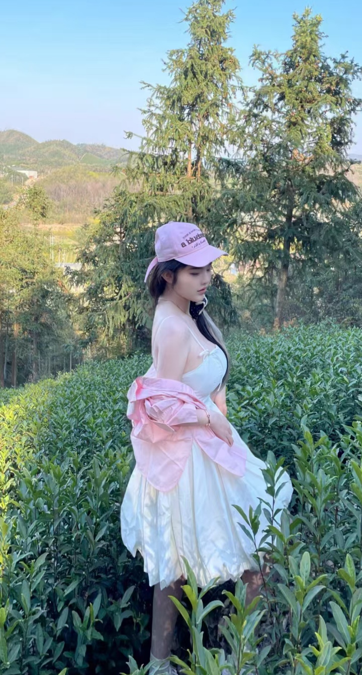 童颜巨乳美妞歆倪