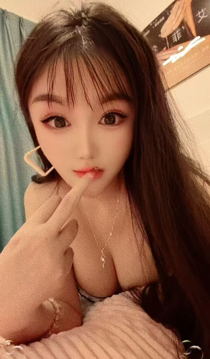 爆乳情趣辣妹依诺