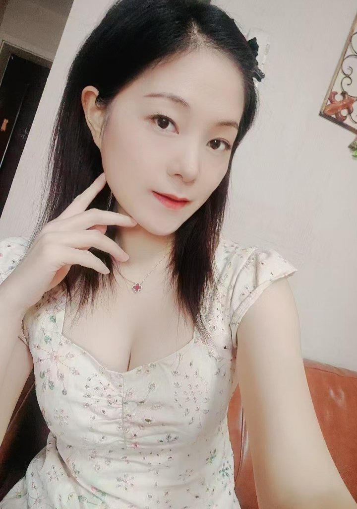 江宁服务系小姐姐