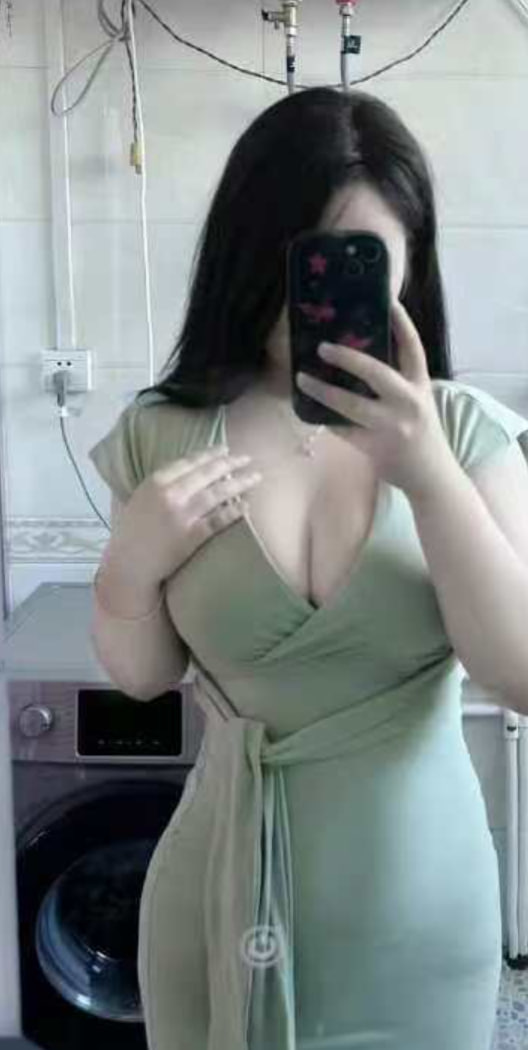 晴儿美少妇
