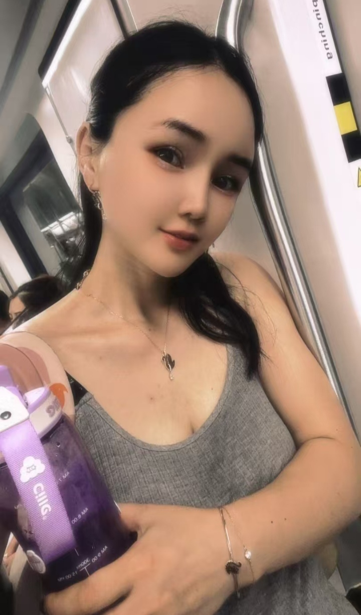 徐汇大白兔川妹小米