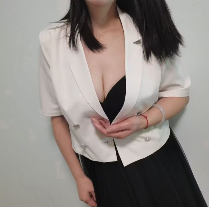 萧山风Sao御姐乐乐