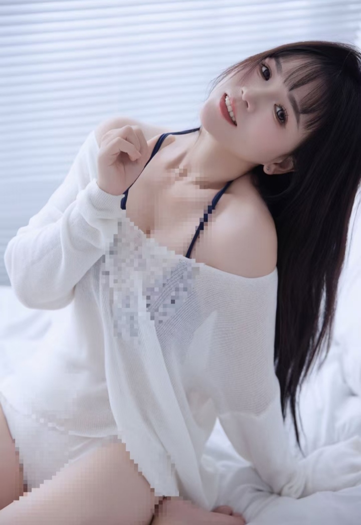 人和性感辣妹小清