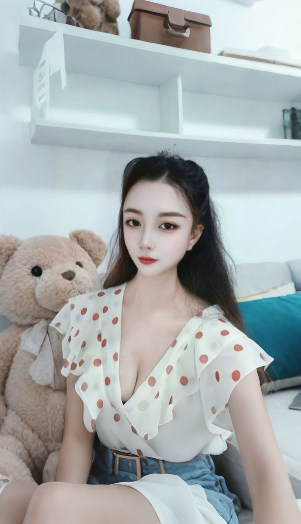 白云梅花园 小Sao妹 女上位很会摇 菲菲