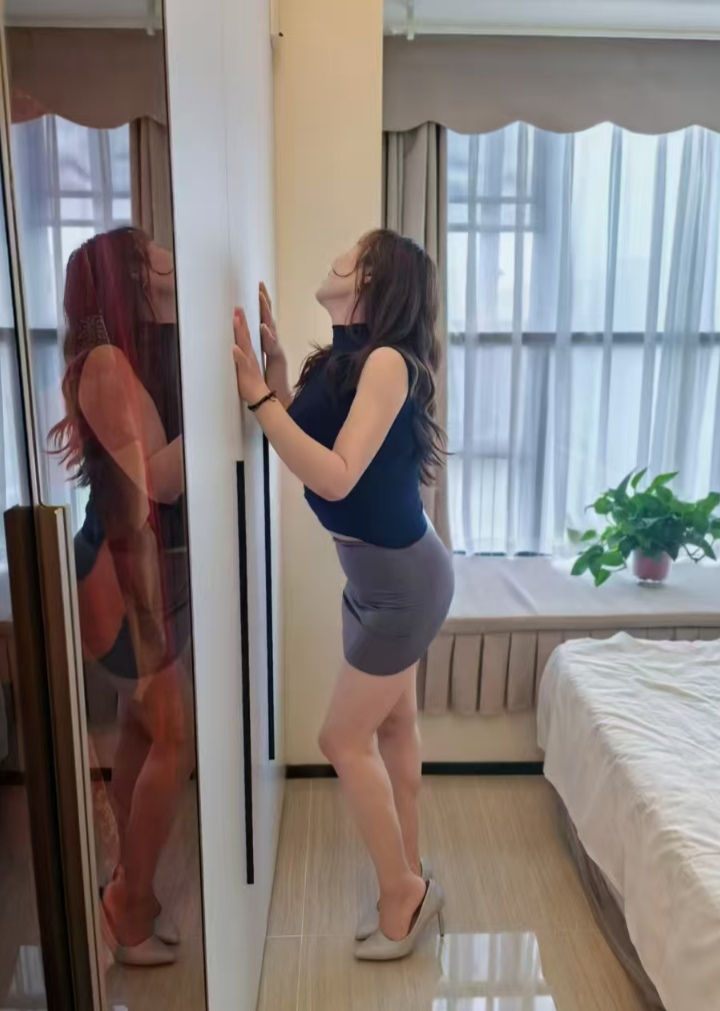 雨花制服欲女静静