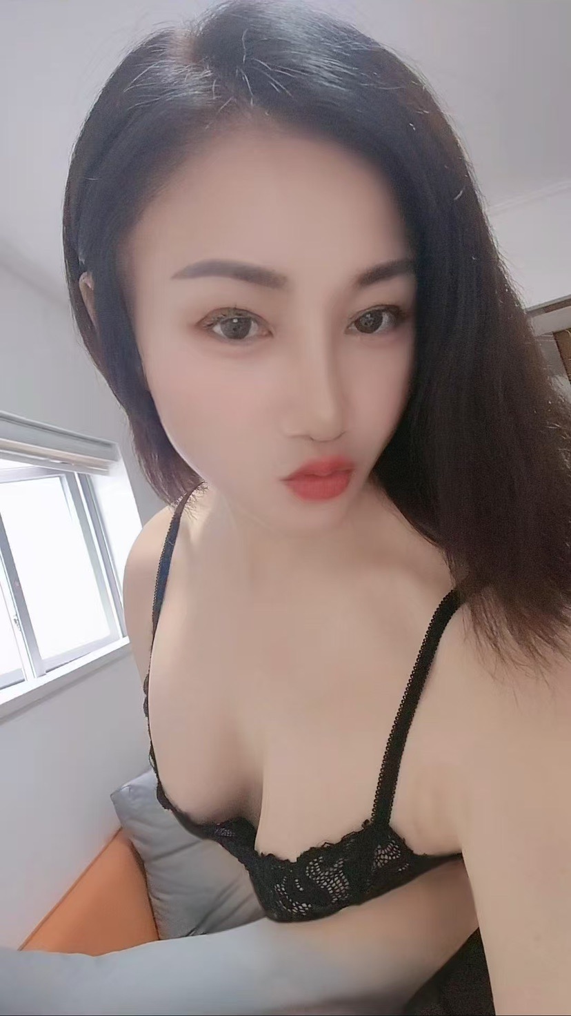 龙岗性感小少妇