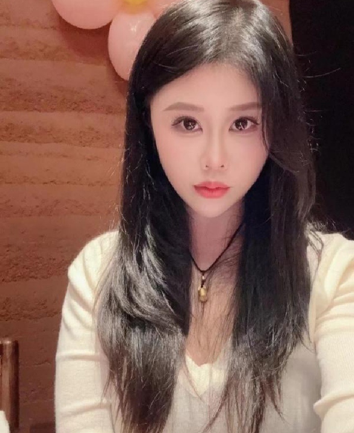 东站尤物身材宝贝